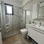 Cozy At Caesar By The Sea Apartamento Aglantzia
