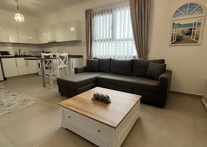 Cozy At Caesar By The Sea Aglantzia